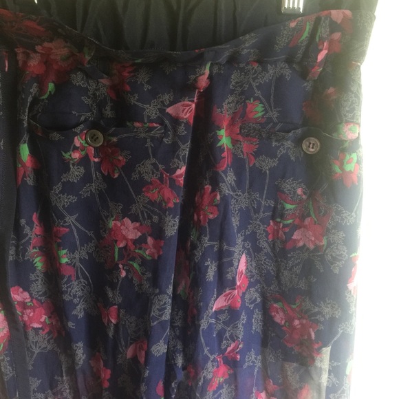✨Host Pick✨ Sacai floral/butterfly Palazzo pants - Picture 4 of 12